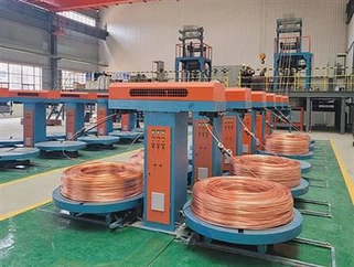 Stroj na odlievanie mosadzných tyčí